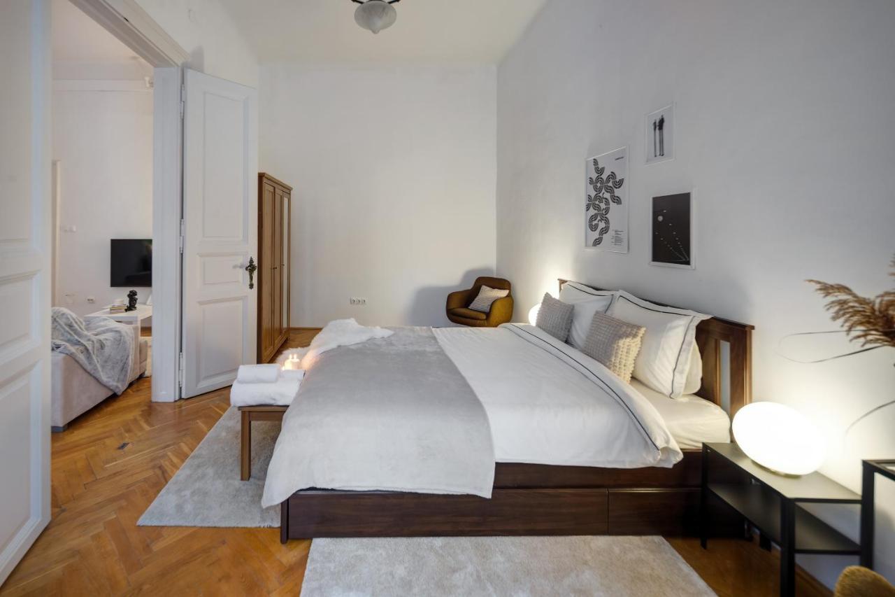 Felsoerdosor Residence Budapest Exterior photo